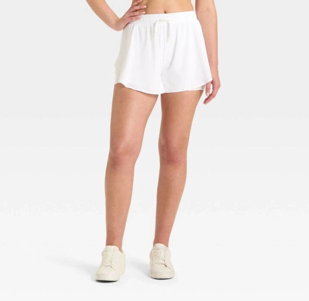 All In Motion Active Light Run Shorts Womens M White Flutter High-Rise NWT